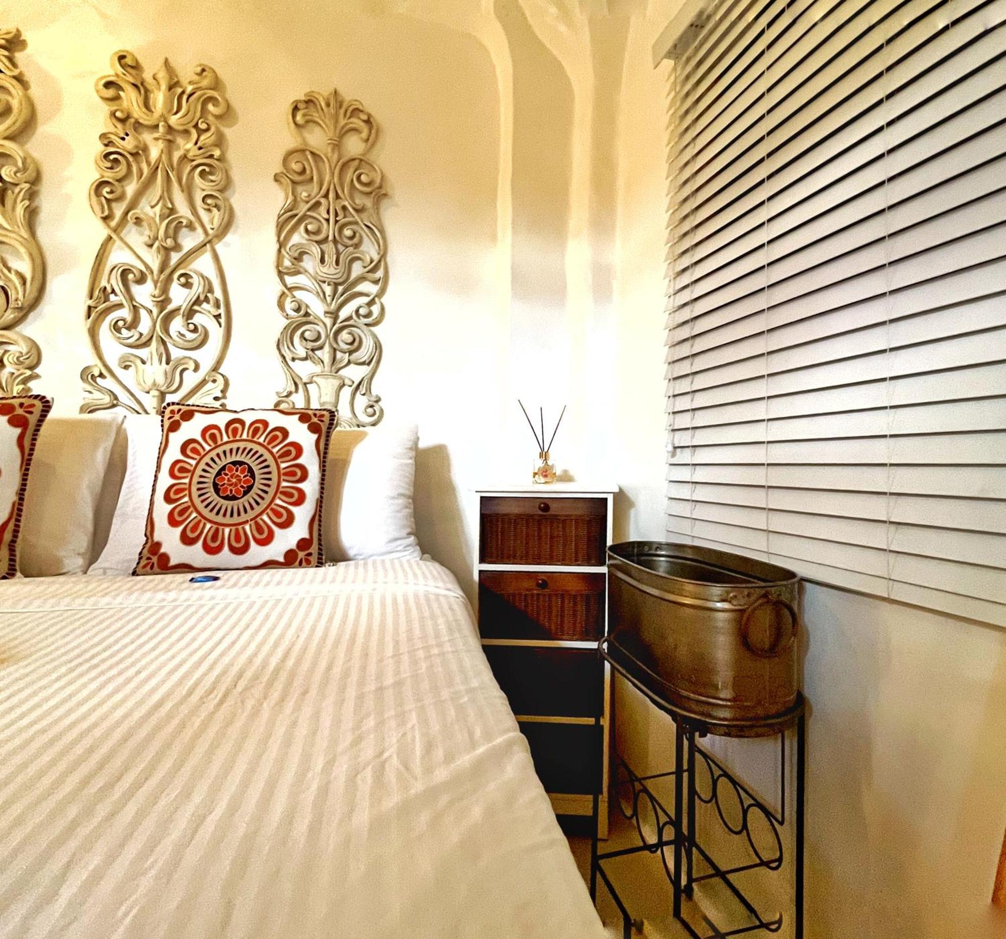ลูการ์ โบนิโต้ โฮเต็ล Hotel Balabag  ภายนอก รูปภาพ