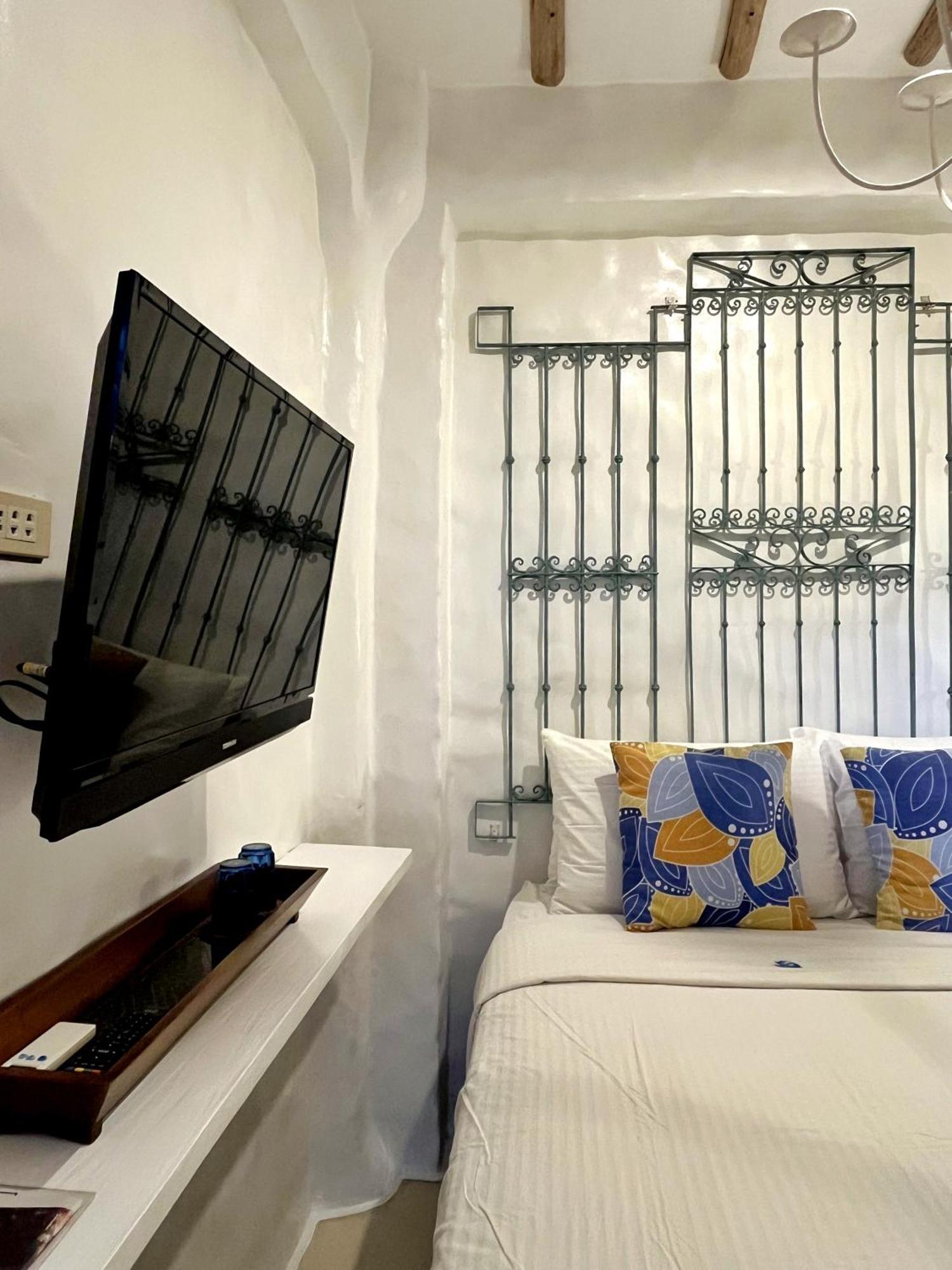 ลูการ์ โบนิโต้ โฮเต็ล Hotel Balabag  ภายนอก รูปภาพ